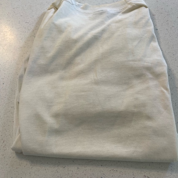 SOLD!!!     Mens White Graphic short sleeve T-Shirt. Size Large - Picture 2 of 3